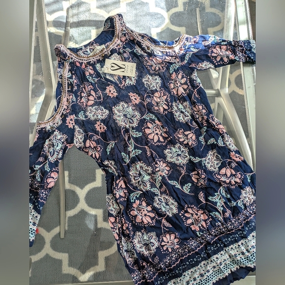 NWT, Floral Bare/Cold Shoulder Dress - Picture 7 of 13